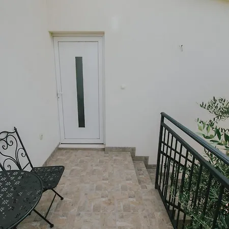 Tomislav Apartment Trogir Exterior photo